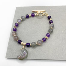 Load image into Gallery viewer, Purple Labradorite 14k Gold Filled Bracelet